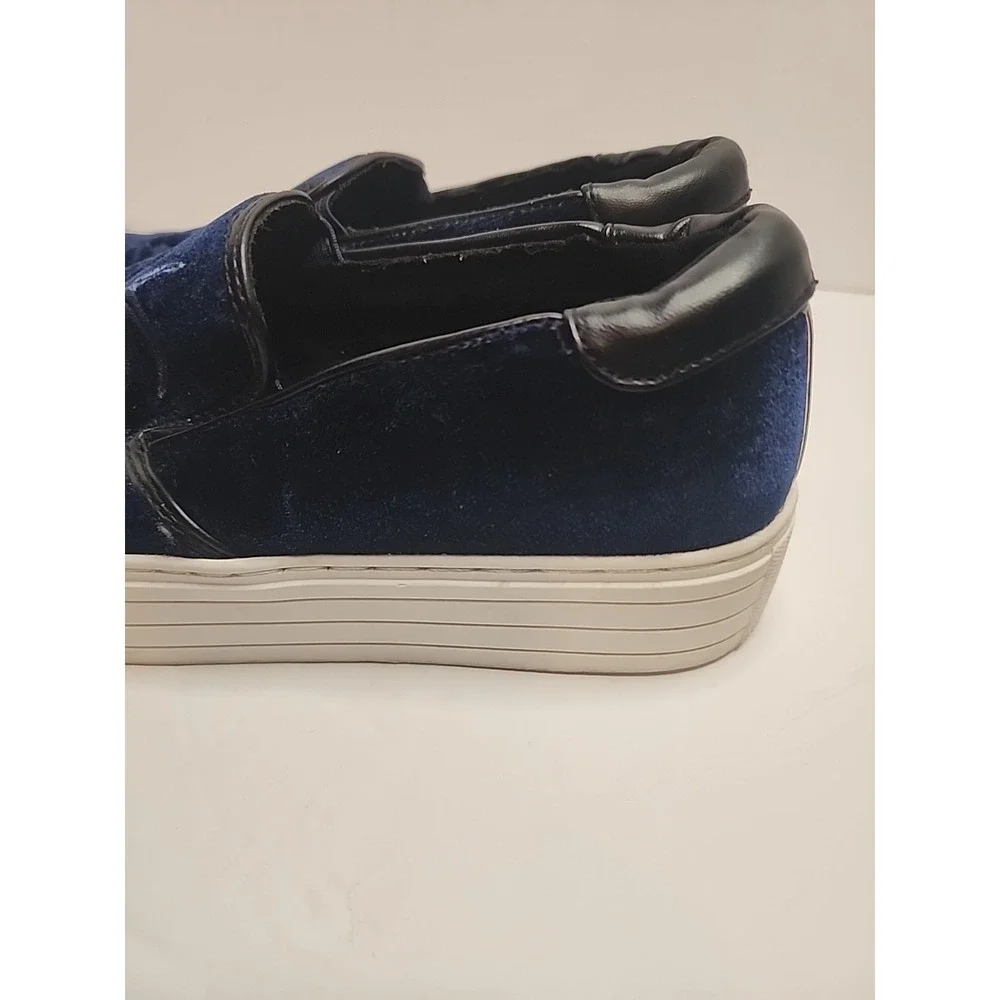 Boho Embroidered Velvet Floral Platform Sneakers Size‎ 9M Blue